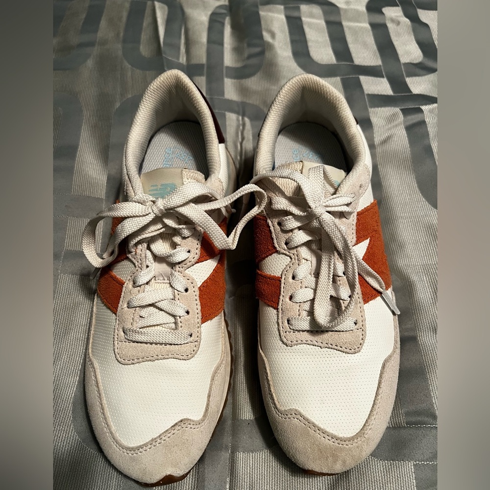 New Balance 237 women’s sneakers-size 8.5